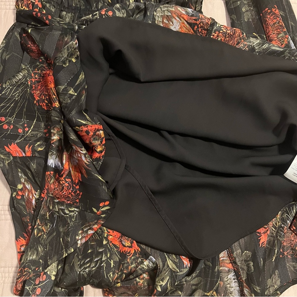 Chelsea28 Black and Red Floral Dress - Picture 7 of 8